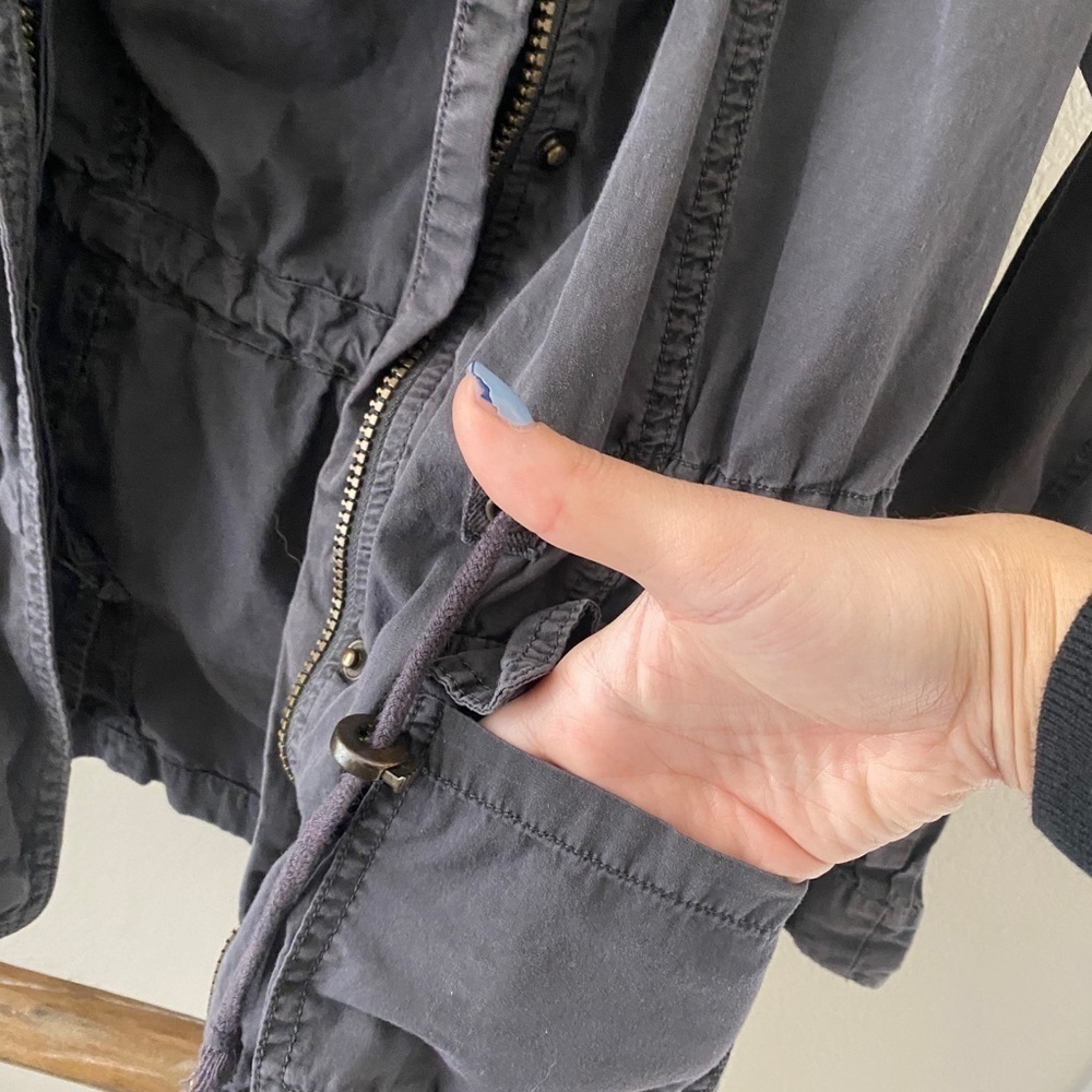 Zip up and front button jacket size M - Picture 4 of 5